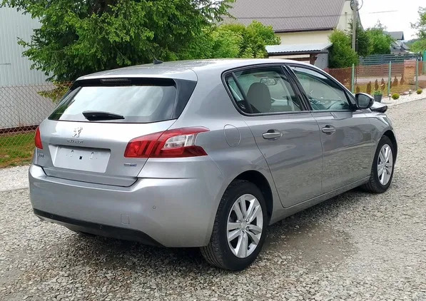 podkarpackie Peugeot 308 cena 21900 przebieg: 147000, rok produkcji 2016 z Sanok